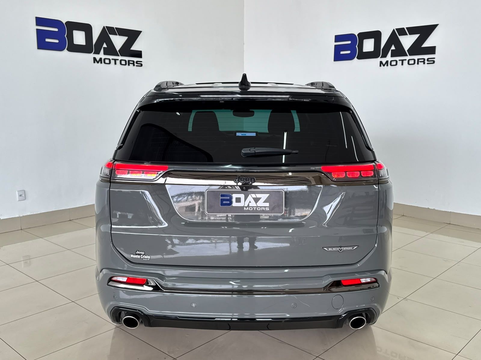 Jeep Commander Blackhawk 2025