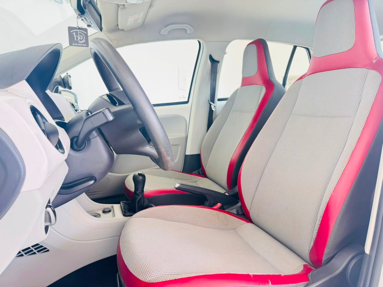 Volkswagen Up High Ma 2015