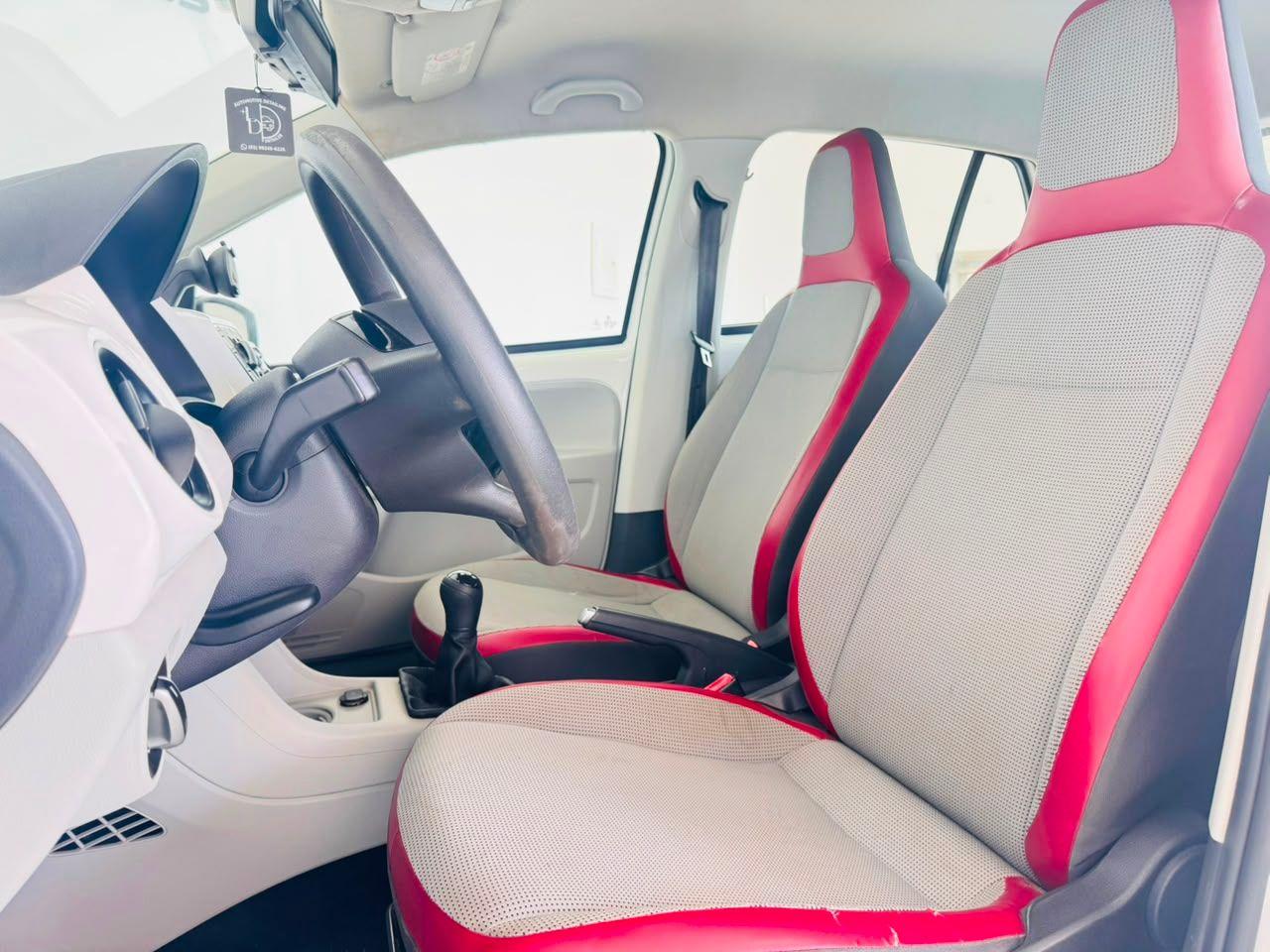 Volkswagen Up High Ma 2015