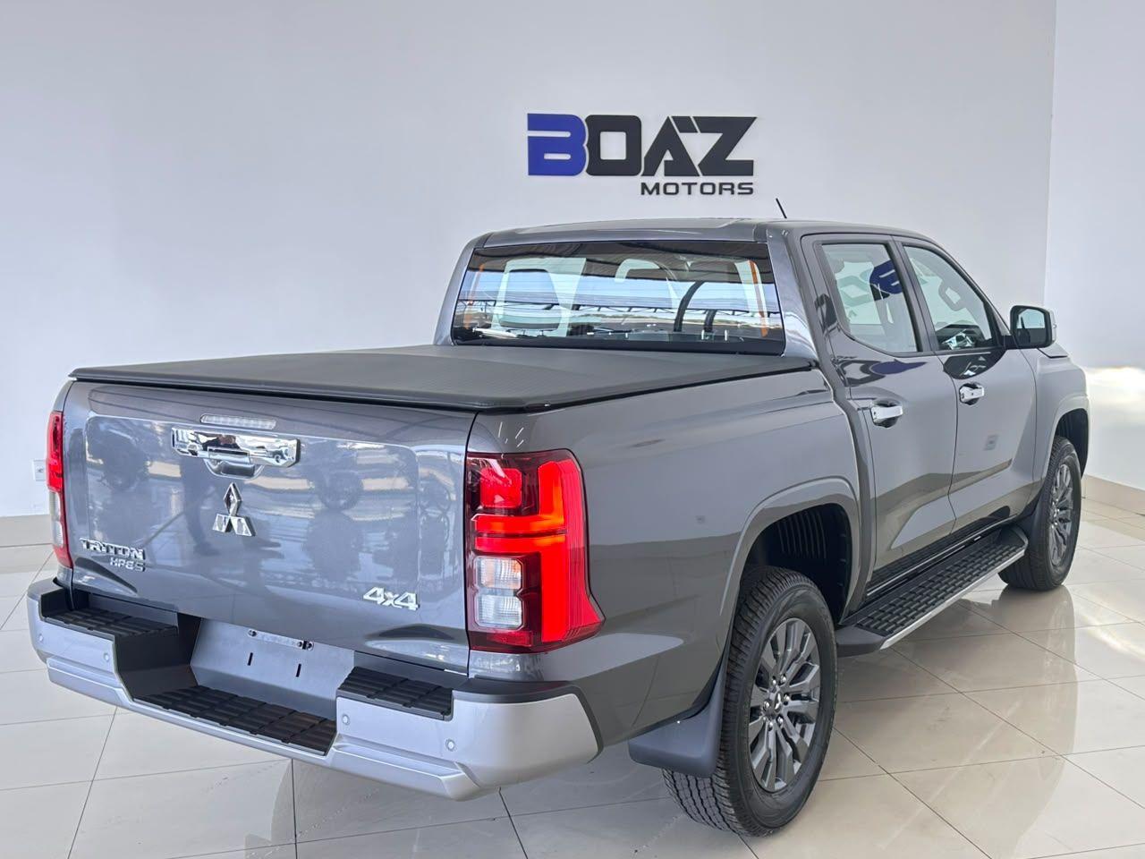 Mitsubishi L-200 Triton 4x4 Hpe 3.2 CD Automatico 2027