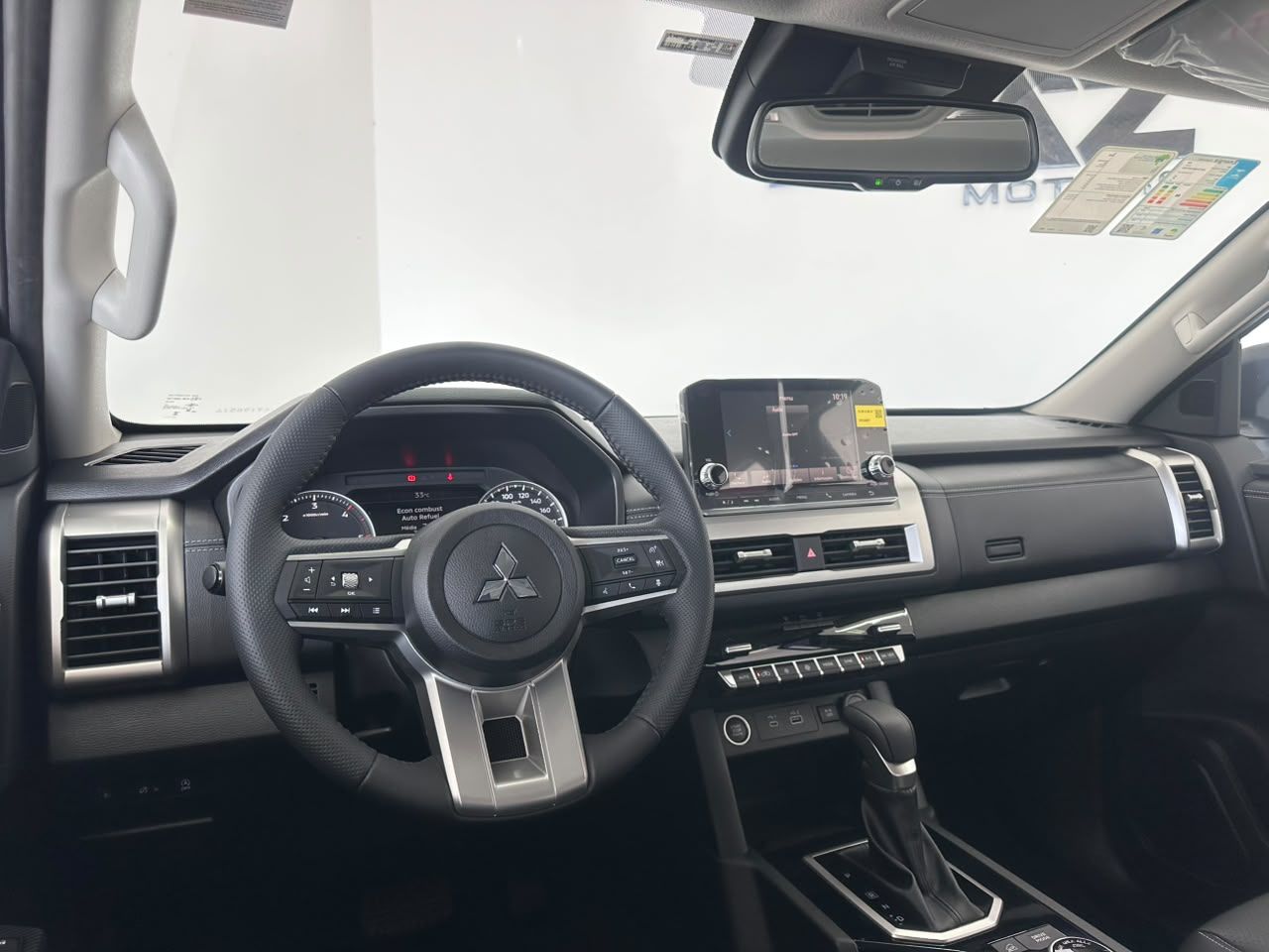 Mitsubishi L-200 Triton 4x4 Hpe 3.2 CD Automatico 2027
