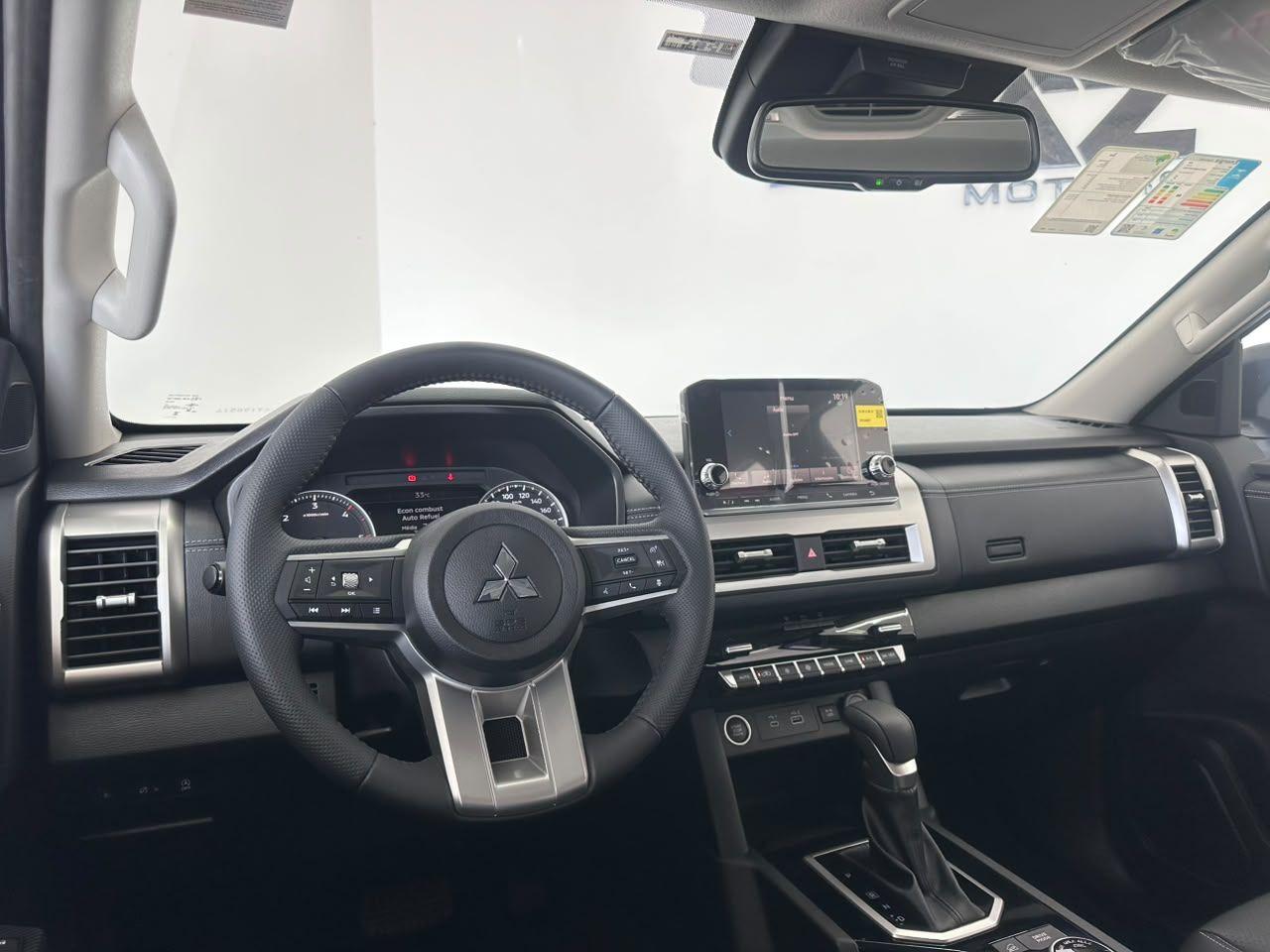 Mitsubishi L-200 Triton 4x4 Hpe 3.2 CD Automatico 2027