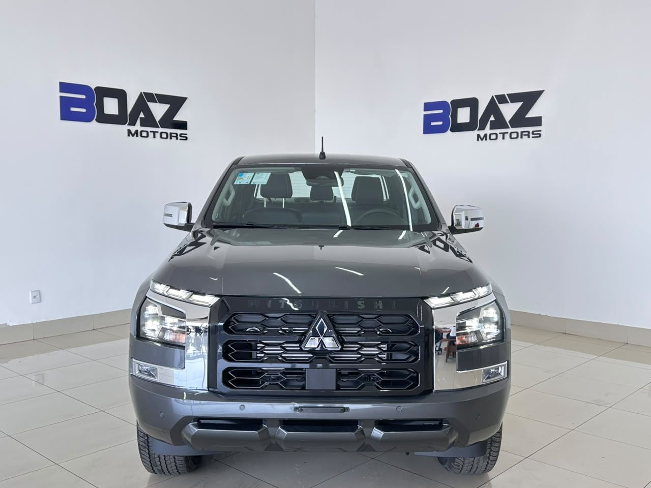 Mitsubishi L-200 Triton 4x4 Hpe 3.2 CD Automatico 2027