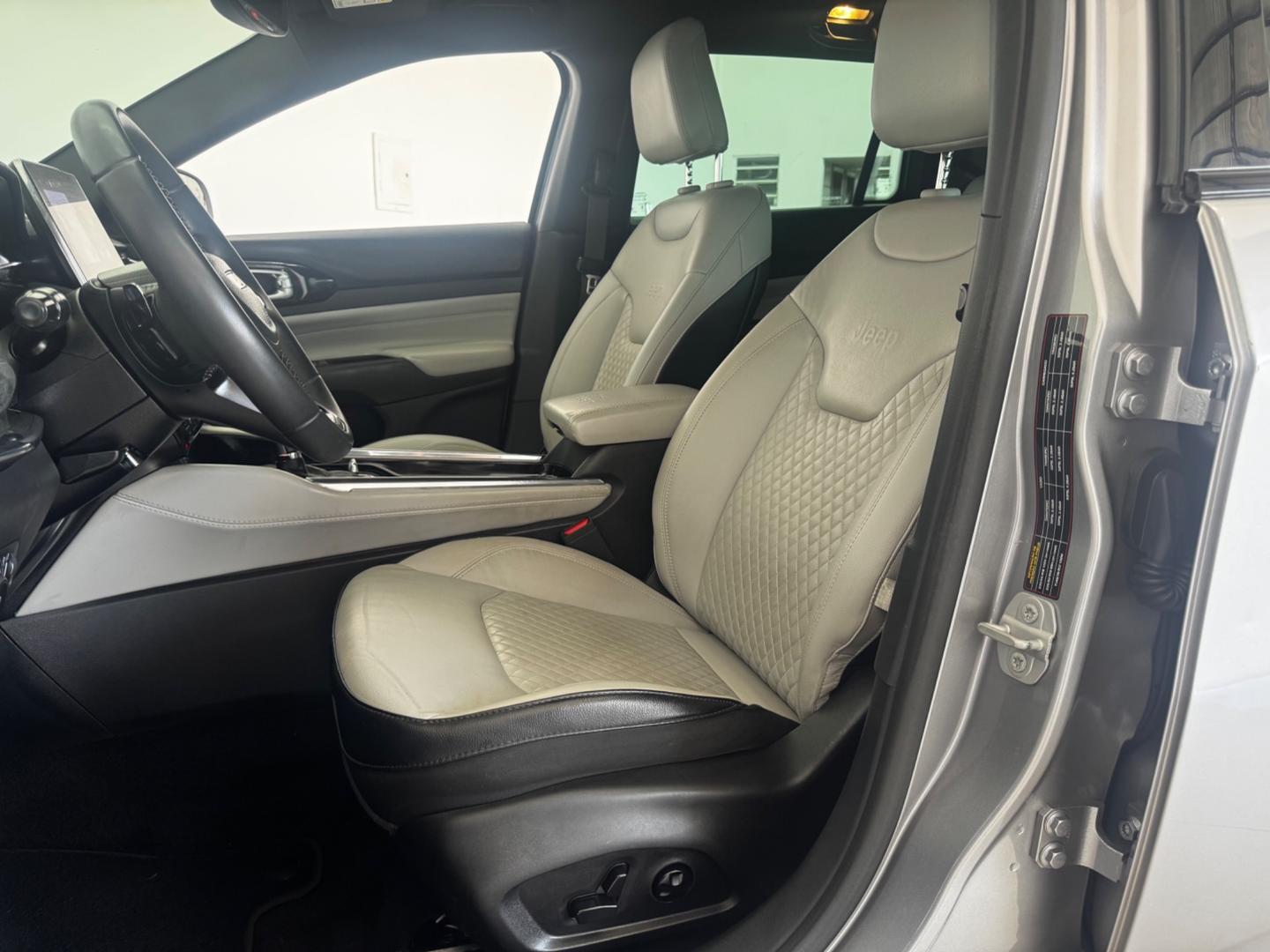 Jeep Commander Limited Td380 2022