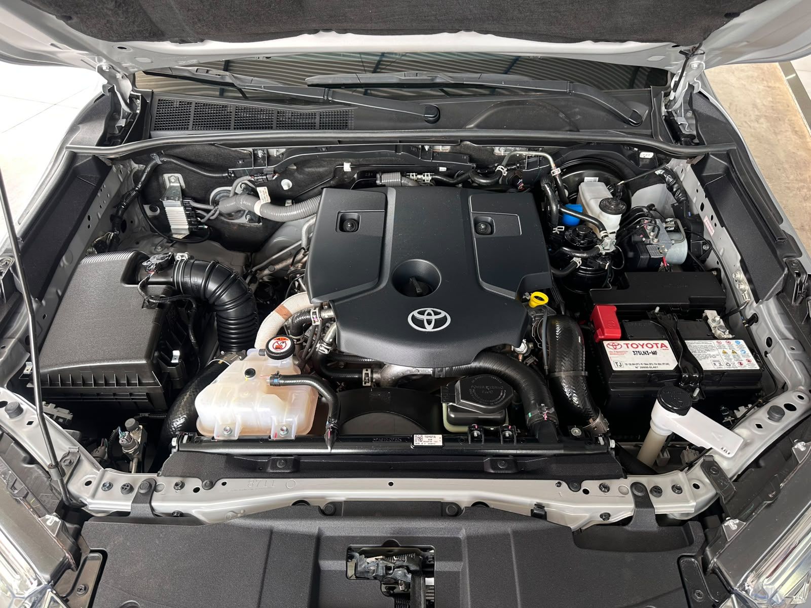 Toyota Hilux CD SRX A4FD 2025