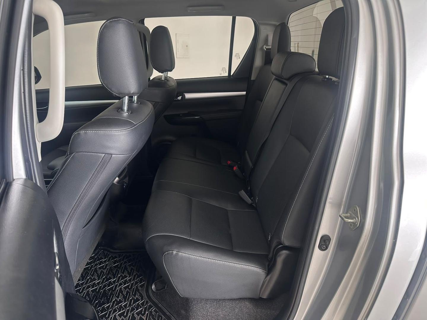 Toyota Hilux CD SRX A4FD 2025