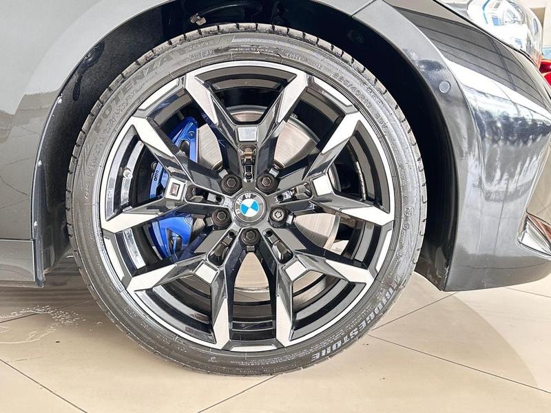 Bmw 320i M Sport Flex 2025