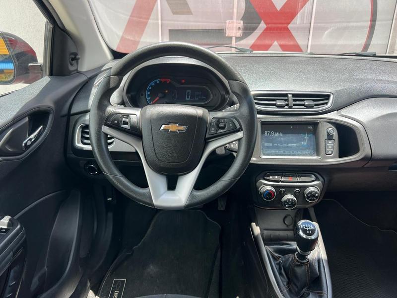 Chevrolet Onix 14mt LT - foto 13