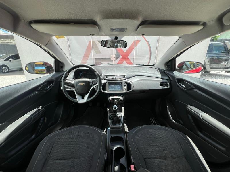 Chevrolet Onix 14mt LT - foto 11