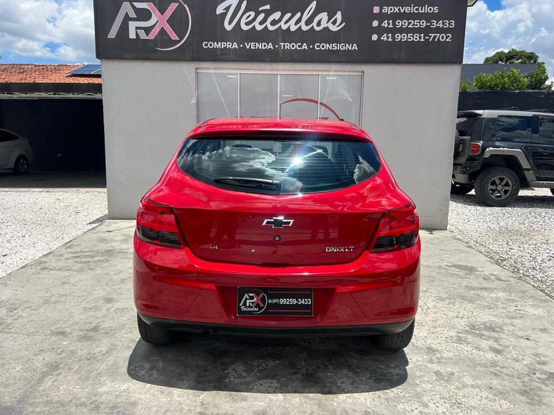 Chevrolet Onix 14mt LT - foto 9