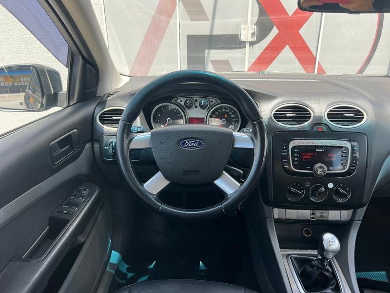 Ford Focus 20l Ha - foto 13