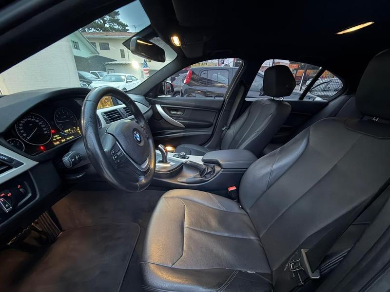 BMW 320i 2.0 16V Turbo Active Flex 4P Automatic - foto 14