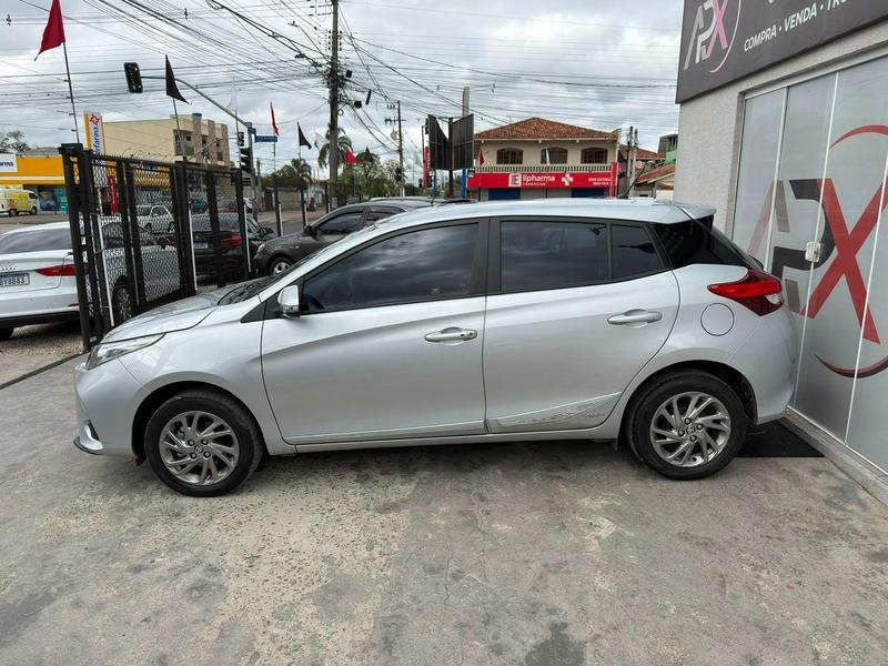 Toyota Yaris Ha Xs 1.5 - foto 3