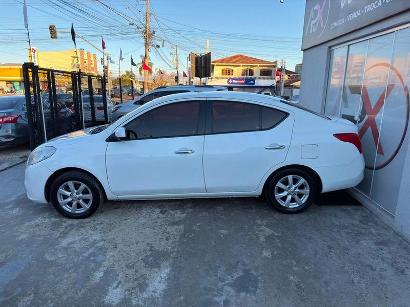 Nissan Versa 16sl Flex - foto 3