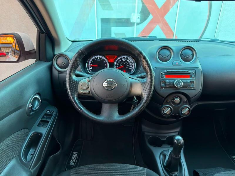 Nissan Versa 16sl Flex - foto 13