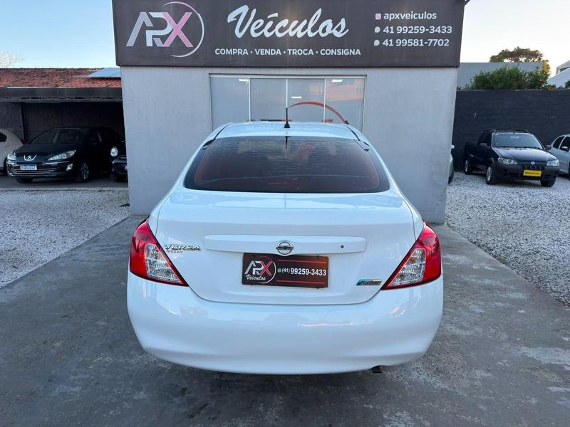 Nissan Versa 16sl Flex - foto 9