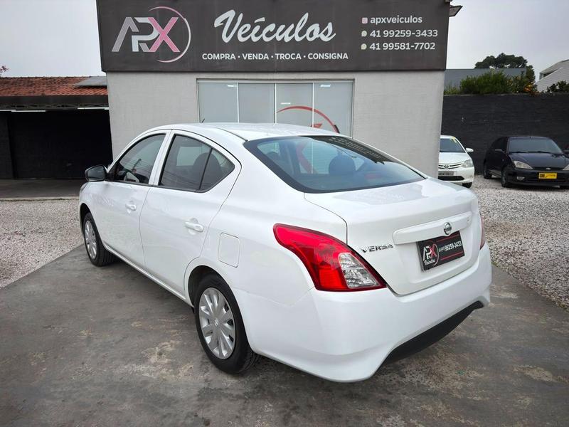 Nissan Versa 1.0 - foto 10
