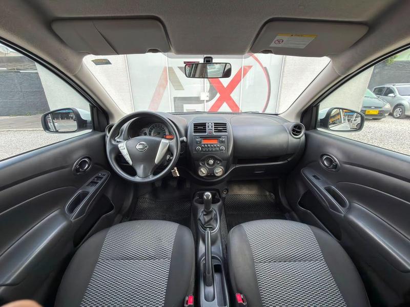 Nissan Versa 1.0 - foto 11