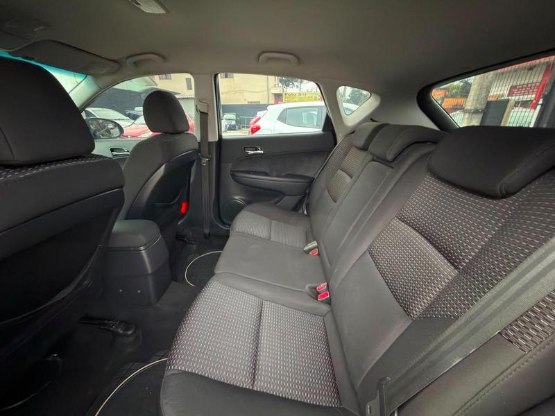 Hyundai i30 2.0 - foto 15
