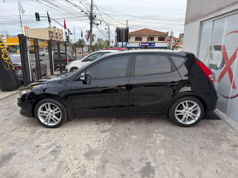 Hyundai i30 2.0 - foto 3