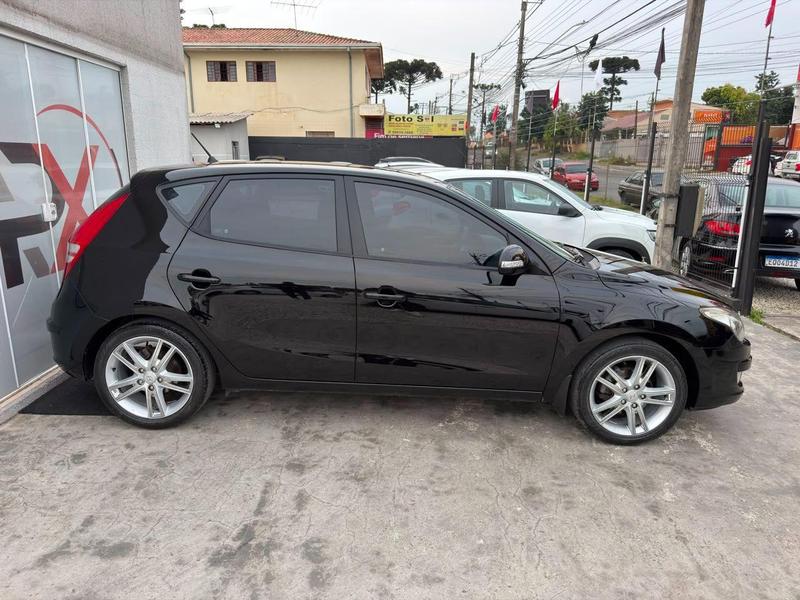 Hyundai i30 2.0 - foto 5