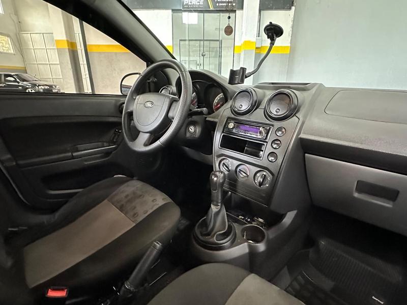 Ford Fiesta 1.0 8V Flex Class 1.0 8V Flex 5P - foto 10