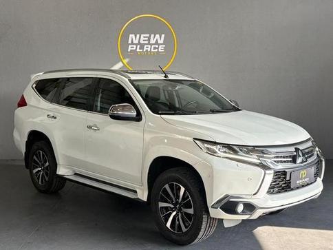 MITSUBISHI PAJERO SP4X4 HPE D