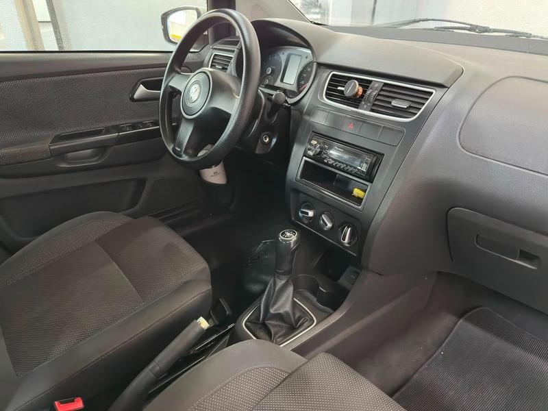 Volkswagen Fox City 1.0mi 1.0mi Total Flex 8V 3P - foto 8