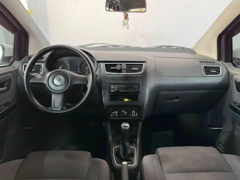 Volkswagen Fox City 1.0mi 1.0mi Total Flex 8V 3P - foto 5