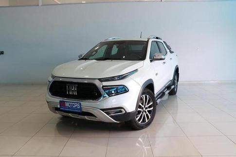 FIAT TORO RANCH AT9 4X4