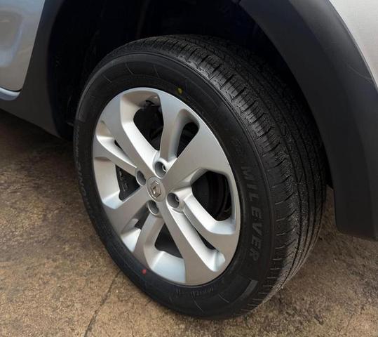 RENAULT SANDERO STEP 16 2016 — foto 10