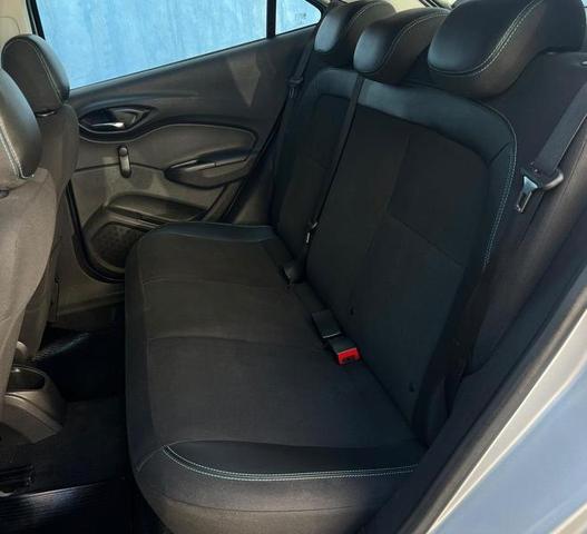 CHEVROLET ONIX 1.4MT LT 2019 — foto 8