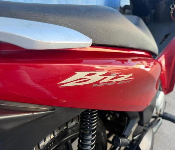 HONDA BIZ EX 2025 — foto 8