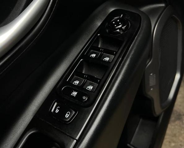 JEEP RENEGADE LGTD T270 2024 — foto 9