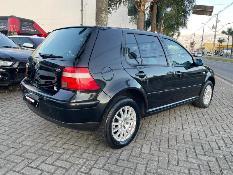 Volkswagen Golf 2.0 - foto 6