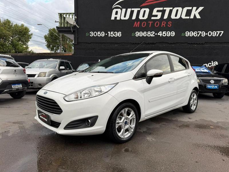 Ford Fiesta 2015 à venda