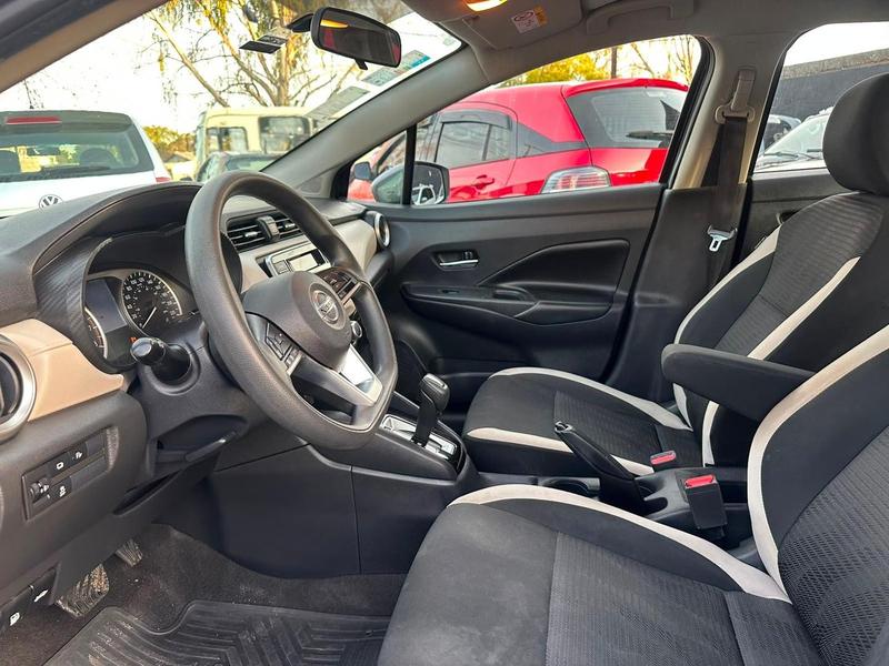 Nissan Versa Sense 1.6 16V Flex Aut. - foto 8