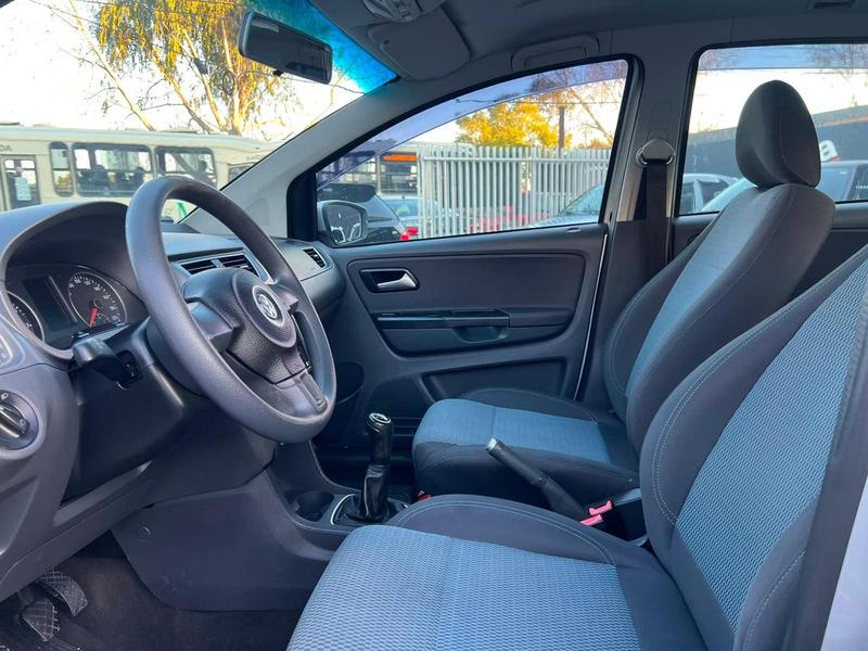 Volkswagen Fox 1.0 Bluemotion Gii - foto 8