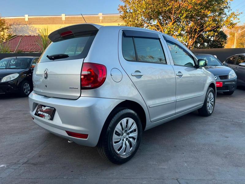 Volkswagen Fox 1.0 Bluemotion Gii - foto 6