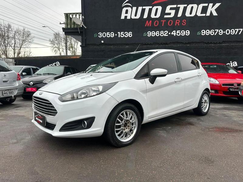 Ford Fiesta 2015 à venda