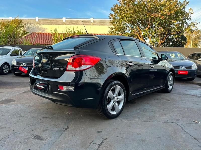 Chevrolet Cruze LTZ Hb - foto 6
