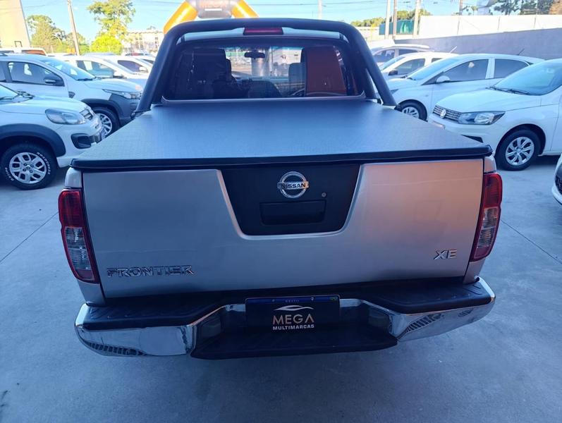 Nissan Frontier Xe 2.5 X4 - foto 10