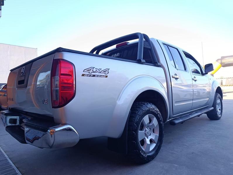 Nissan Frontier Xe 2.5 X4 - foto 8