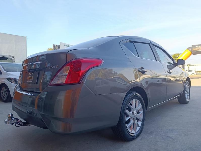 Nissan Versa 1.6 Sv - foto 8