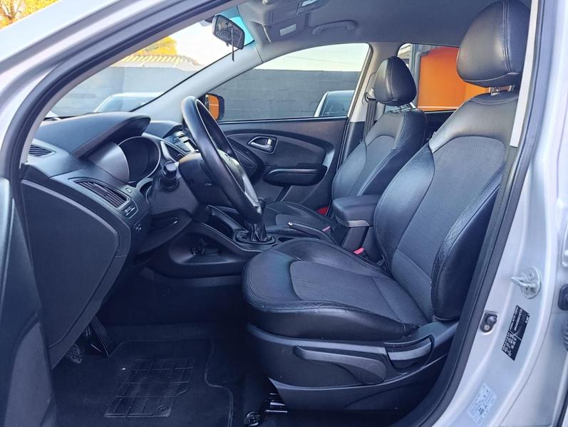 Hyundai ix35 2.0 - foto 10