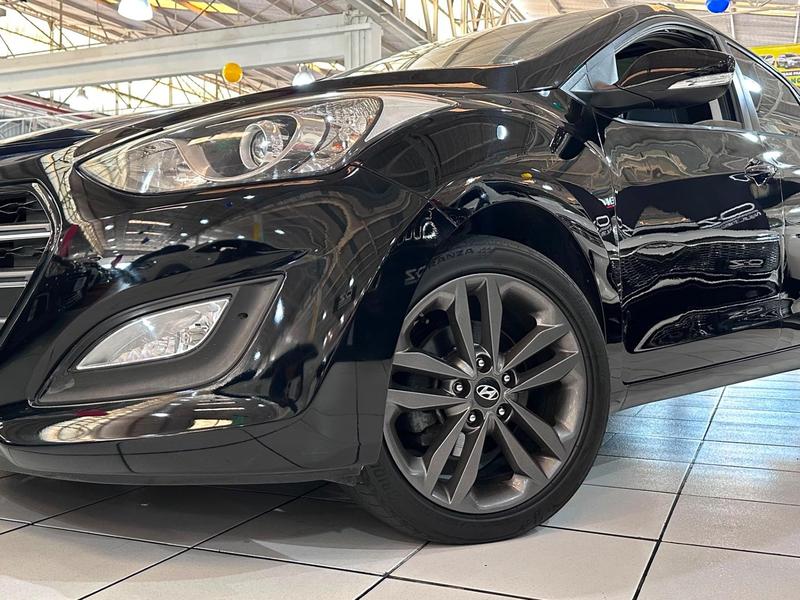 Hyundai i30 1.8 - foto 18