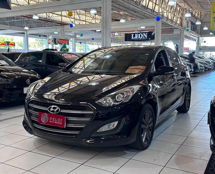 Hyundai i30 1.8 - foto 2