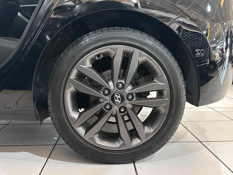 Hyundai i30 1.8 - foto 19