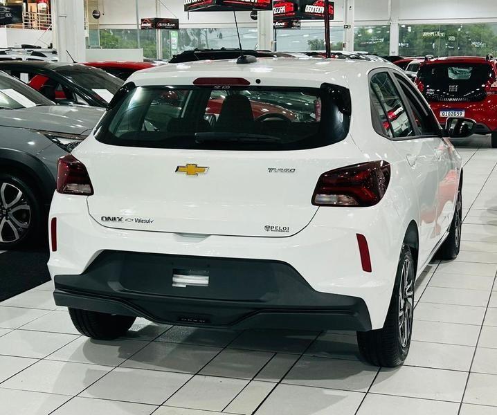 Chevrolet Onix Hatch 1.0 12V Tb Flex - foto 6