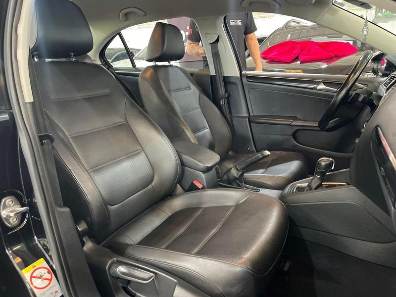 Volkswagen Jetta Hl Ae - foto 13